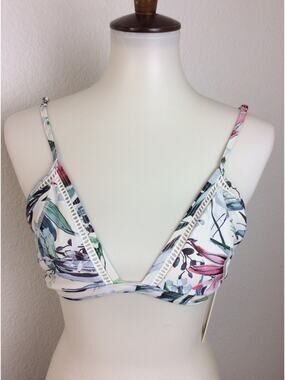 Quint Soul Bikini Top Floral Lattice Trim Swimwear